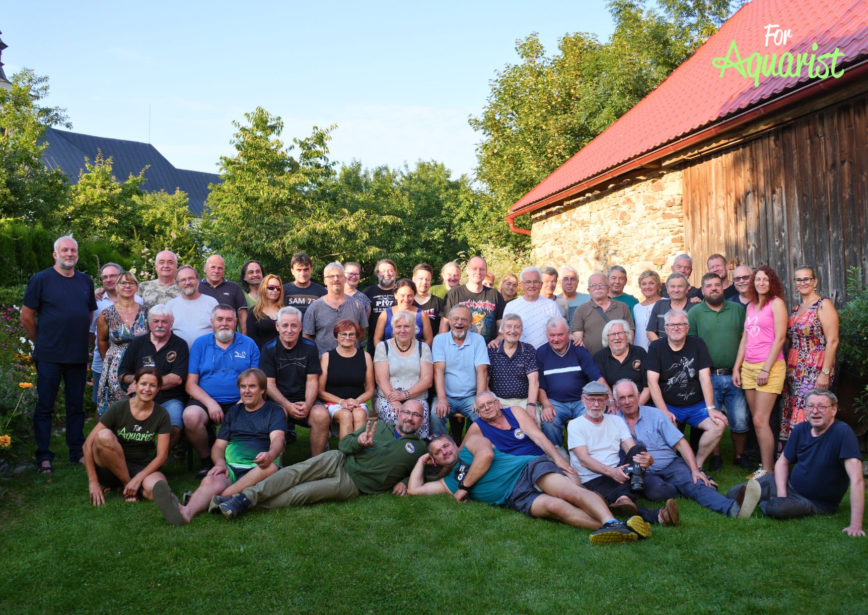 Chvilku to trvalo, ale nakonec se společná fotka se všemi účastníky zadařila