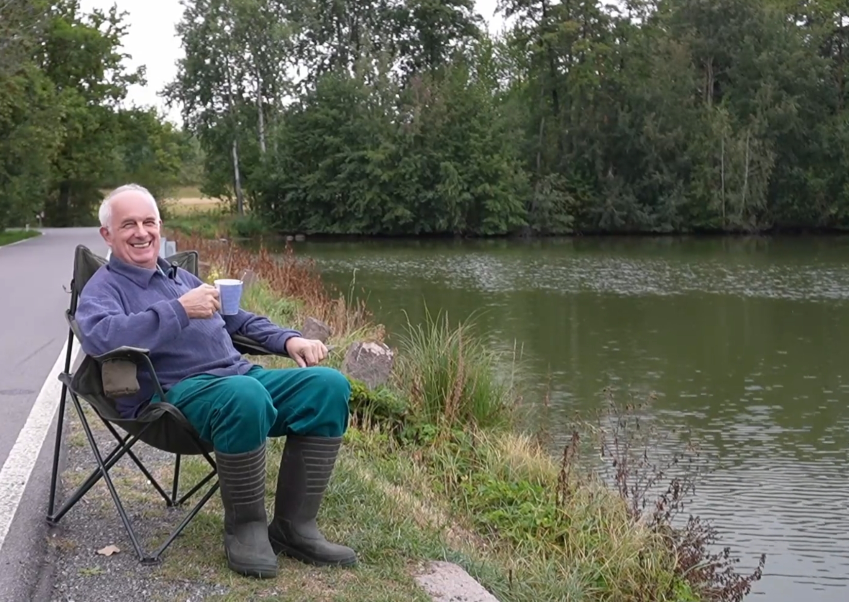 Rozmowy nad powierzchnią: Cichy myśliwy z pasją Zdeněk Dočekal jeździ codziennie nad wodę – już pół wieku!