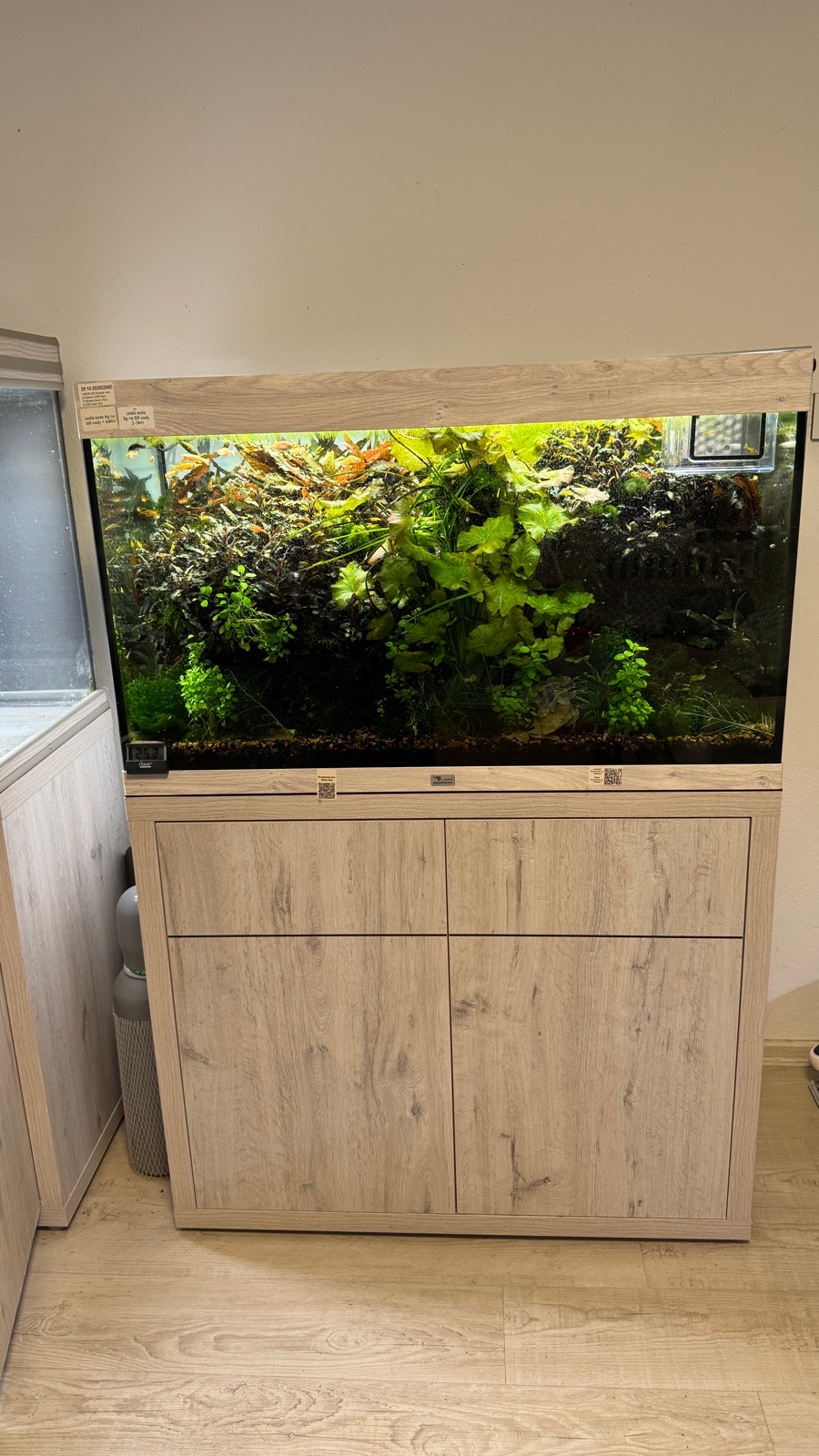 Prodám akvarijní set Aquatlantis 100x50x60, 300l