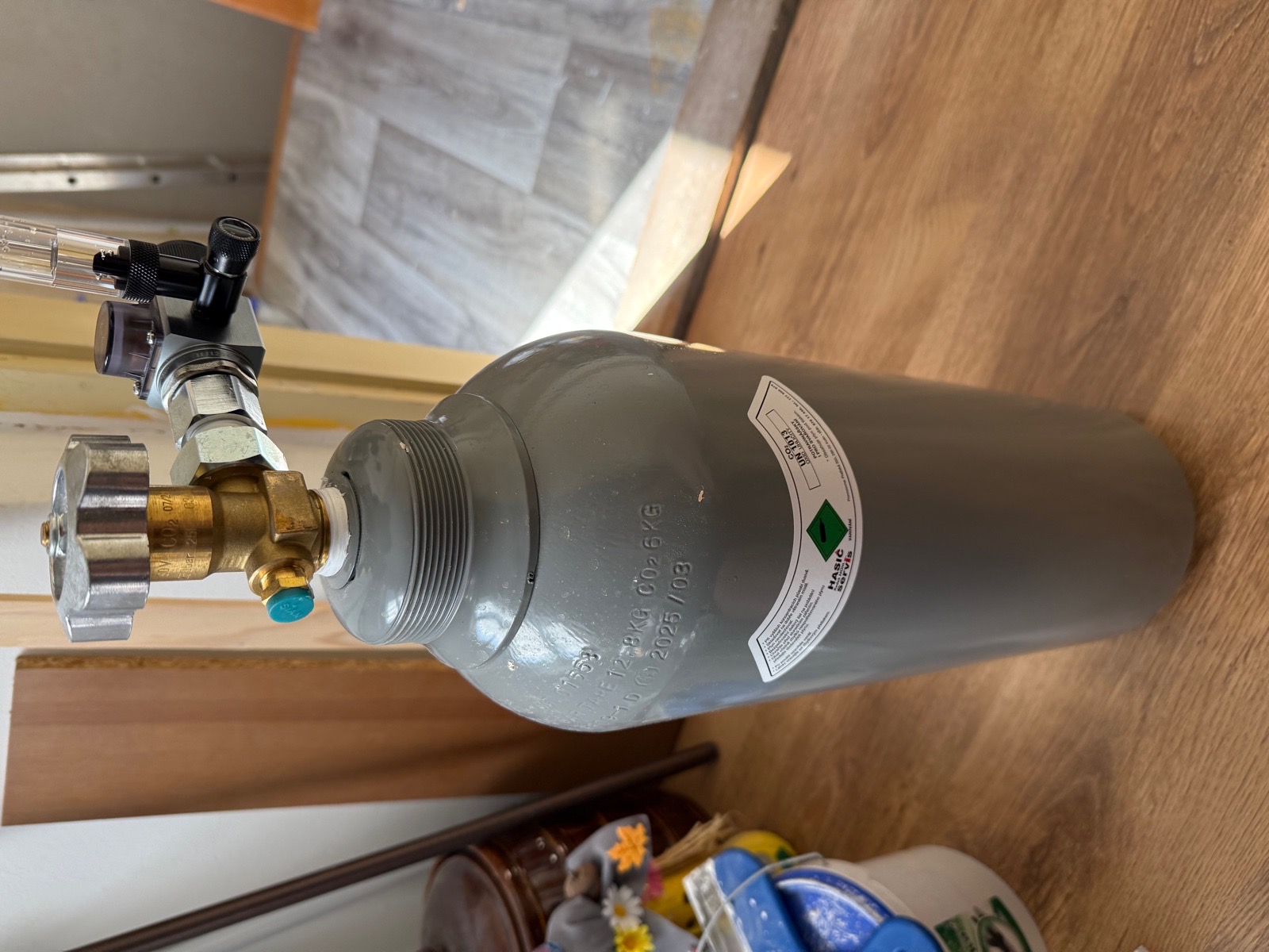 CO2 lahev plus CO2 reaktor Profiplants plus CO2 redukcni ventil Strideways