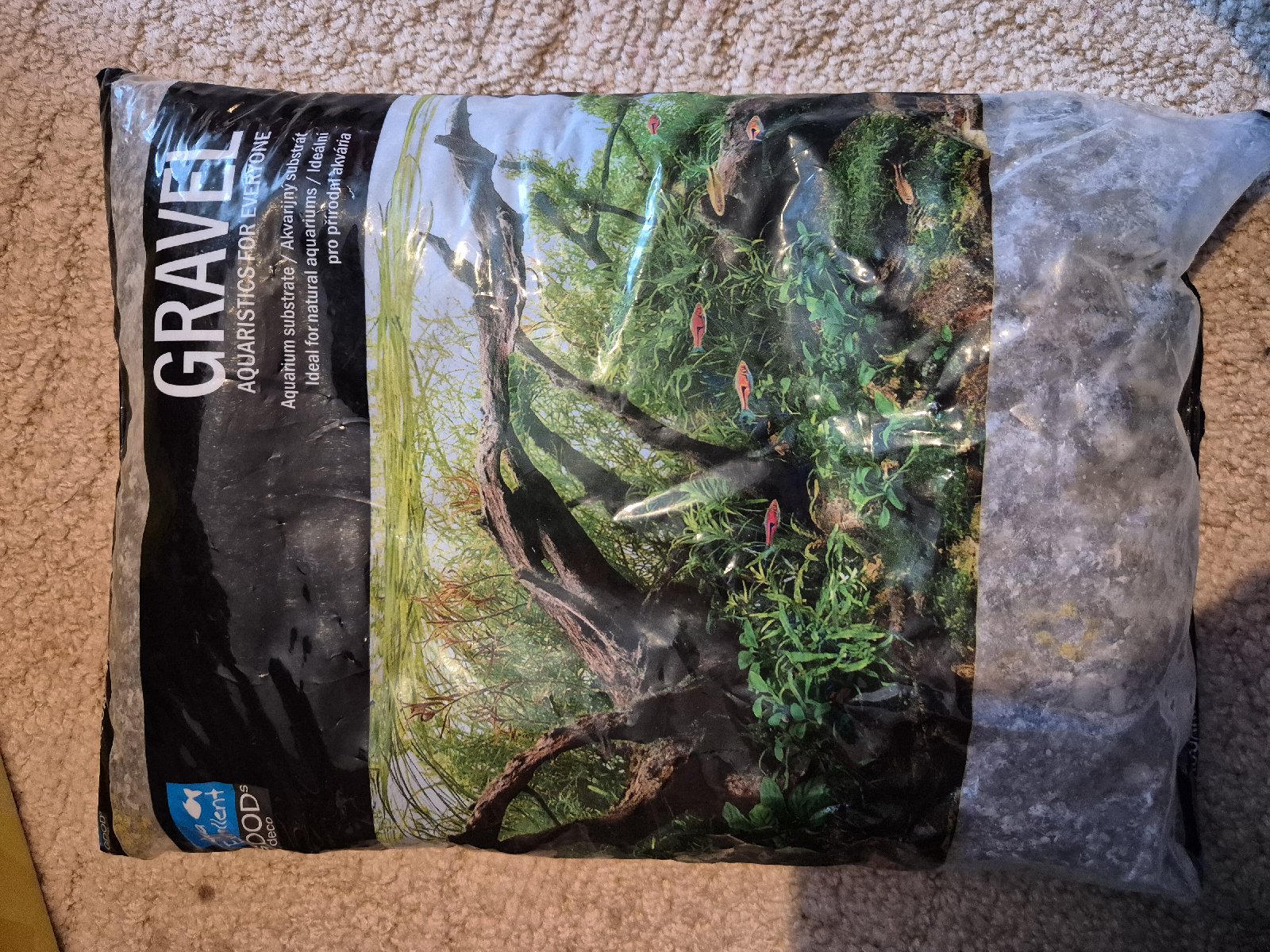 Staré dno a štěrk