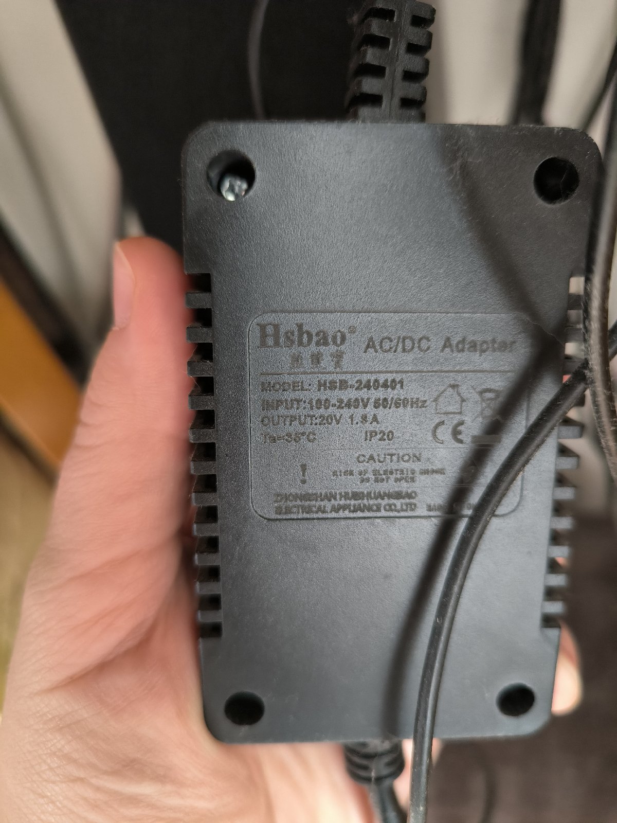 Poptávám adapter pro LED trubici Hsbao retrofit 12W