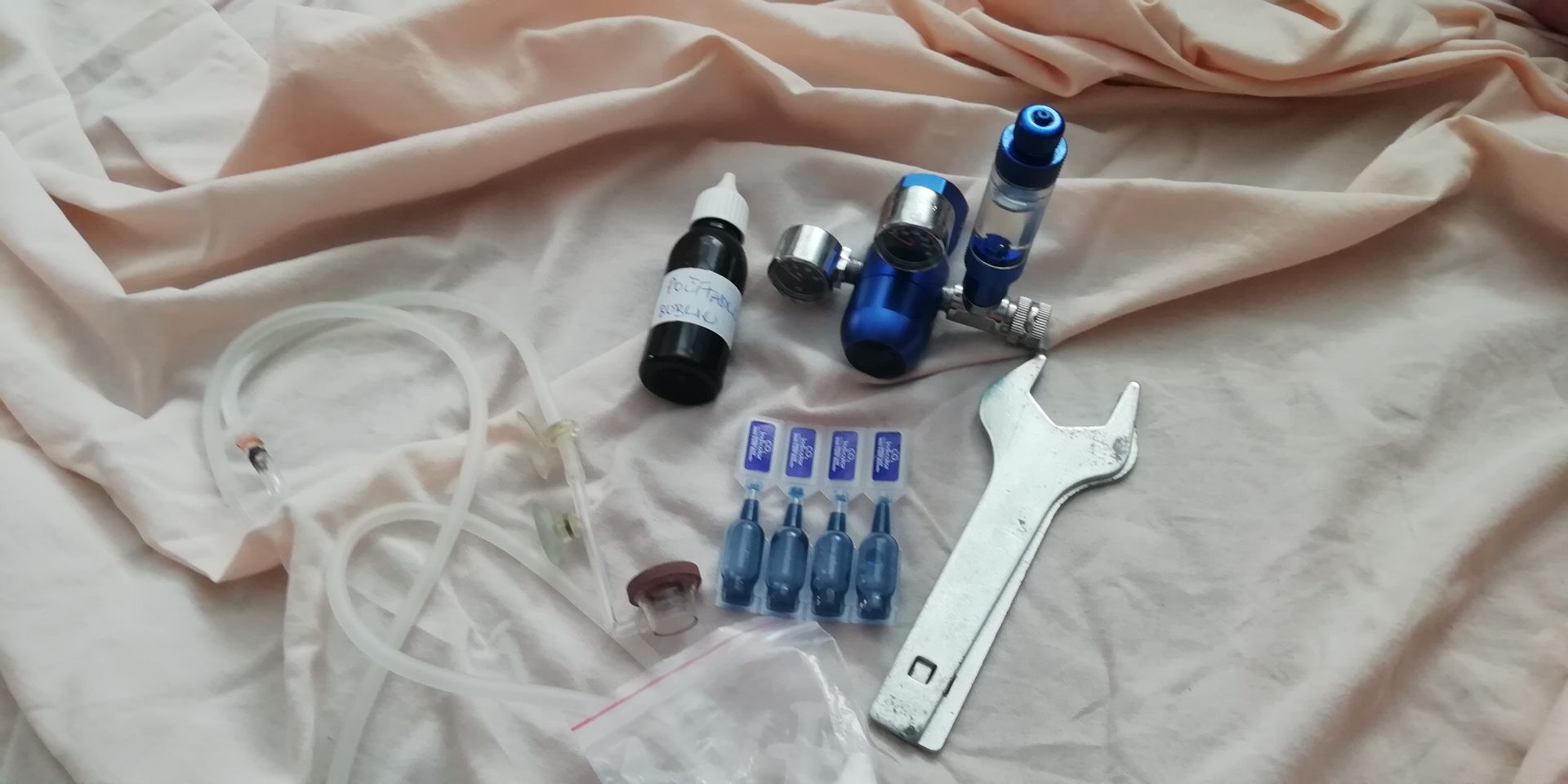 Redukční ventil a náplň do dropcheckeru